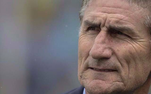 En medio de rumores de despido, Tapia dijo que "Bauza es el DT de la Selección"