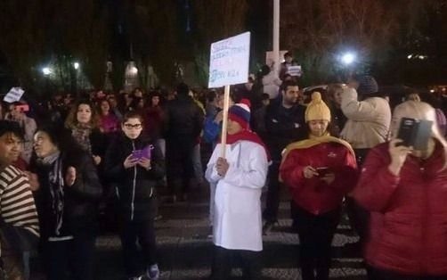 Santa Cruz: Alicia Kirchner recién pudo irse a la madrugada de la Gobernación