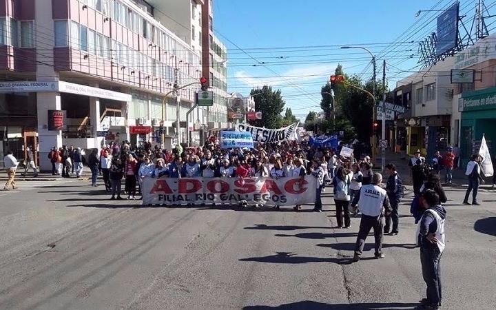 Docentes de Santa Cruz señalan que "la situación es angustiante"