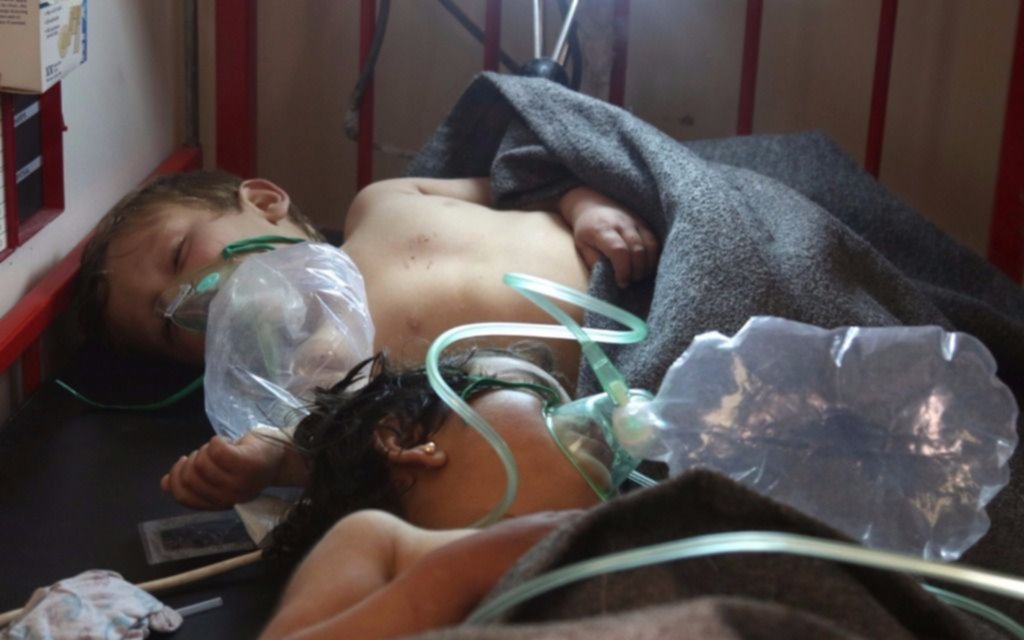 Siria: decenas de muertos tras supuesto ataque con armas químicas