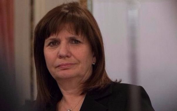 Patricia Bullrich denunció colegios “amenazados" previo al paro de mañana