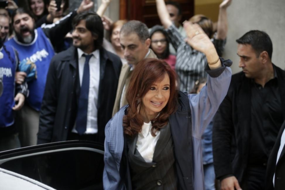 Un fiscal asegura que Cristina y sus hijos podrían ir a la cárcel