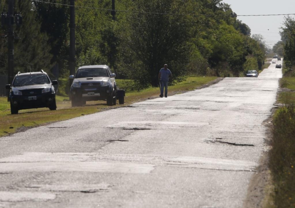 Los vecinos piden auxilio por el deterioro de la 137