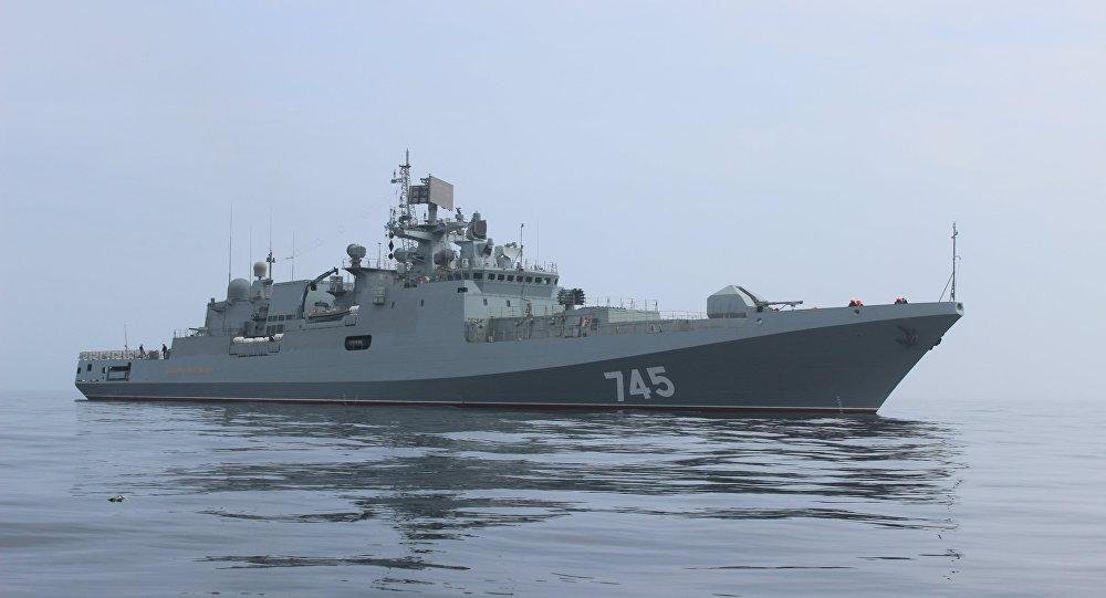 Rusia movilizó una fragata misilística hacia la región