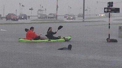 Mar del Plata golpeada por un temporal de lluvia y viento: evacuados y calles inundadas