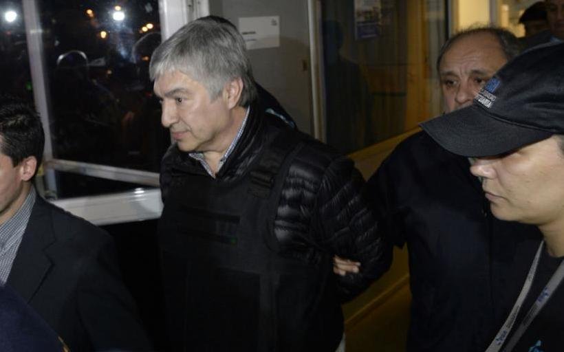 Confirman que Vialidad usará máquinas incautadas a Báez