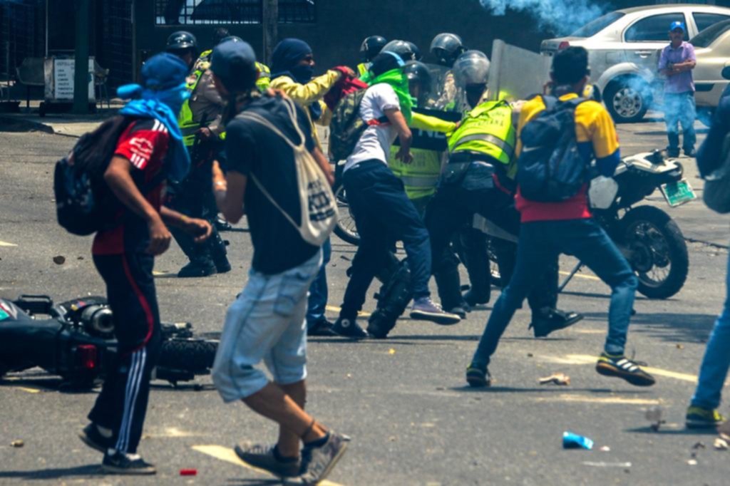 Matan a un estudiante durante una protesta opositora en Venezuela