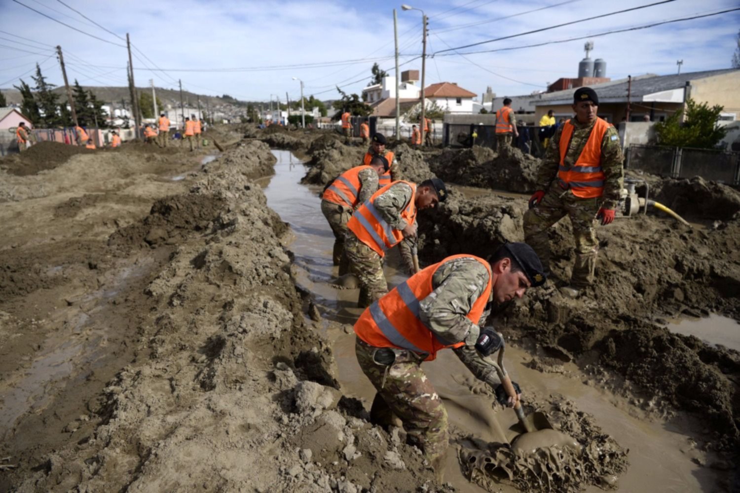 Comodoro Rivadavia: pérdidas millonarias y 500 evacuados