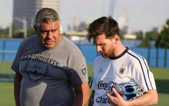 "Chiqui" Tapia se reunió con Messi y negó que vaya a hablar con Sampaoli