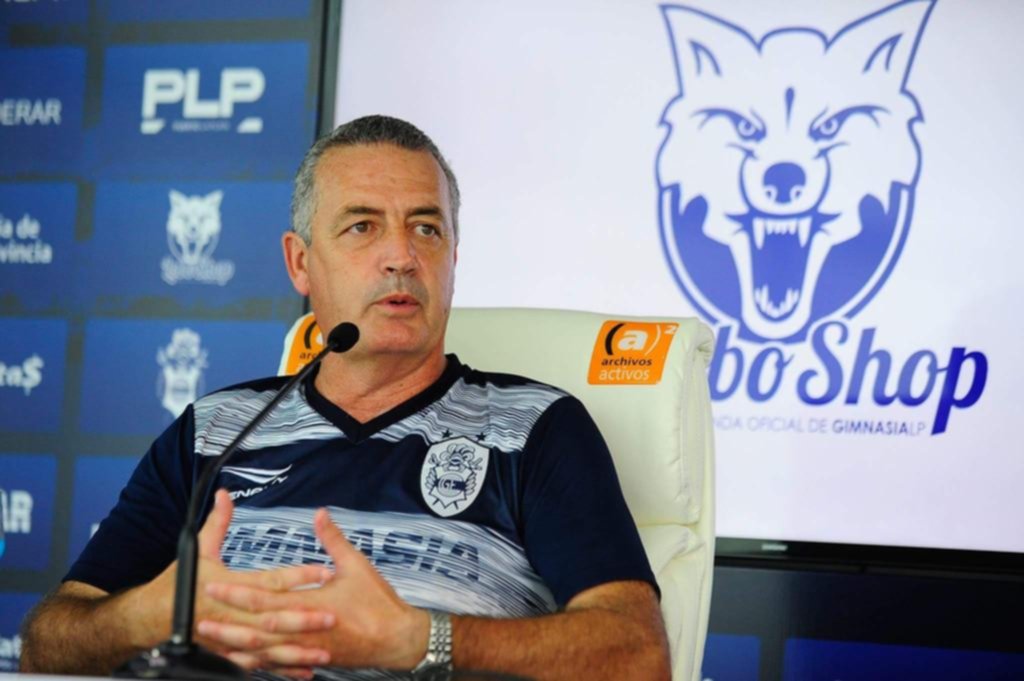 “Veo que Gimnasia ya no juega al pelotazo, y eso es bueno”