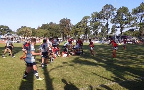 Nacional de Clubes: San Luis ganó en Santa Fe y se metió en playoff