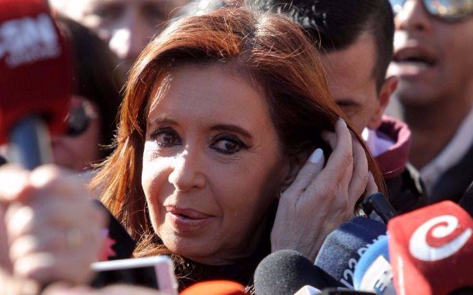 Cristina pidió que se anule su procesamiento en la causa por favorecer a Lázaro Báez
