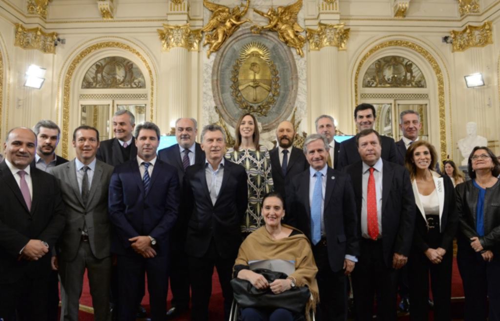 Un nuevo acuerdo con gobernadores, ahora para modernizar al Estado