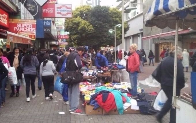 El Municipio de Quilmes emitió un comunicado por un desalojo de manteros