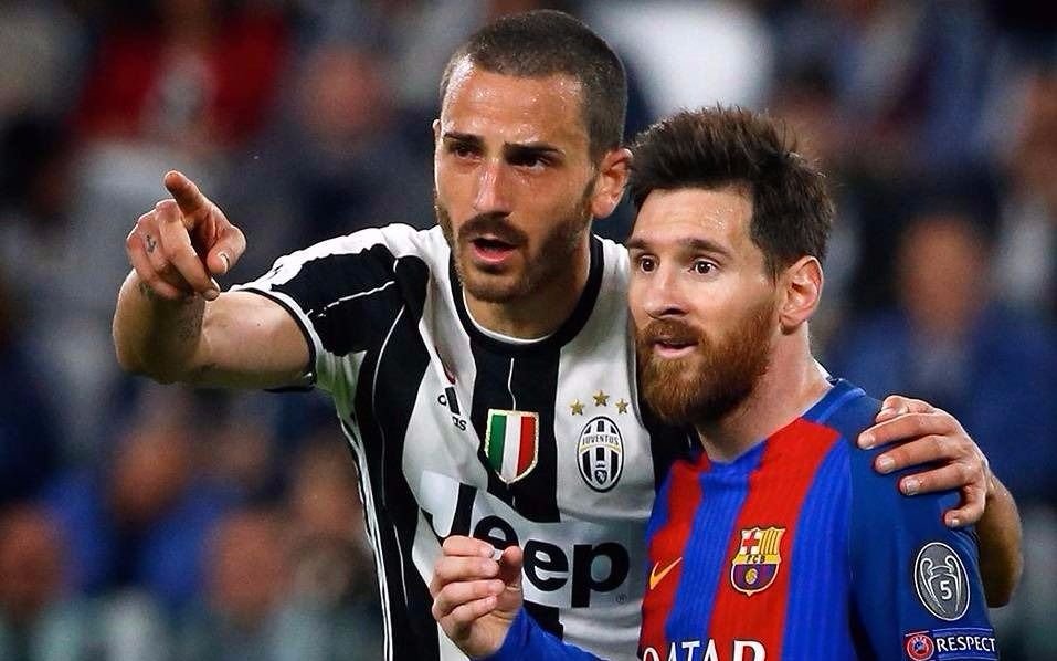 Dos jugadores de la Juventus se pelearon por la camiseta de Messi