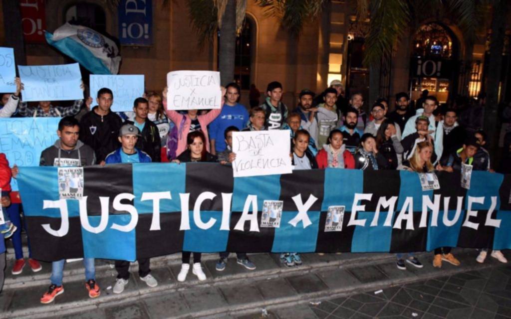 Familiares y amigos del hincha asesinado de Belgrano marcharon para reclamar justicia  