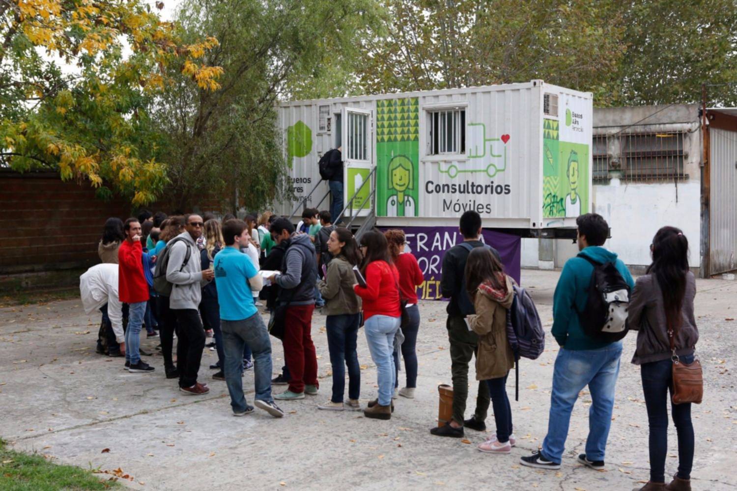 Arrancó campaña de vacunación antigripal gratuita para alumnos de Medicina