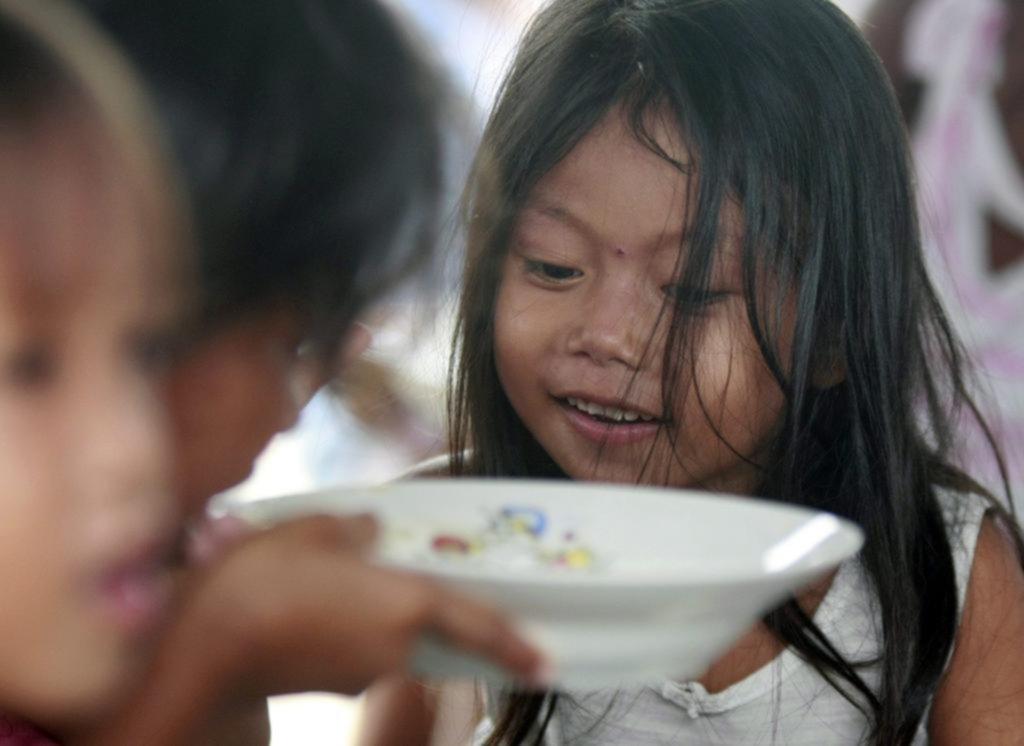 Un 42% de los niños que viven en villas presenta malnutrición
