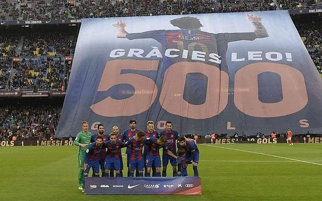 Ovación por los 500 goles