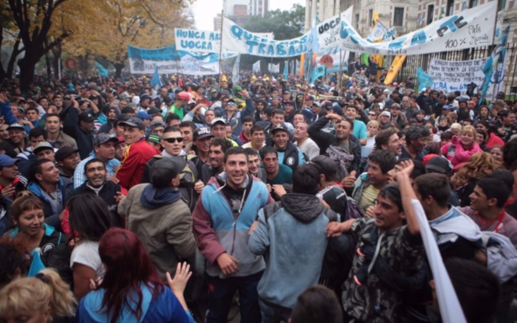 La UOCRA y la CAC acordaron paritaria del 21 por ciento