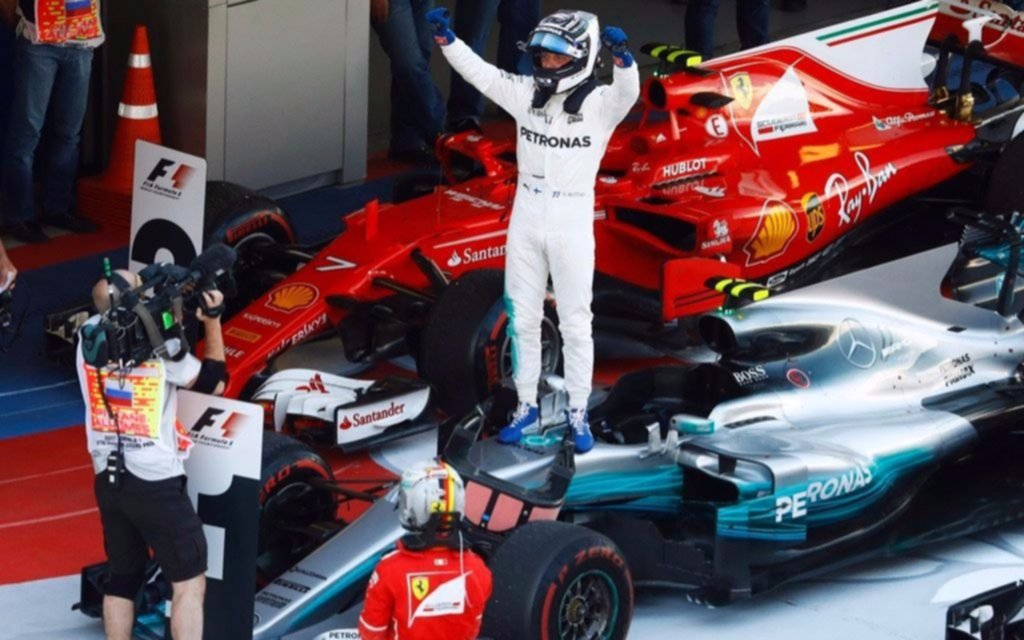 Bottas festejó su primera victoria en la Fórmula 1