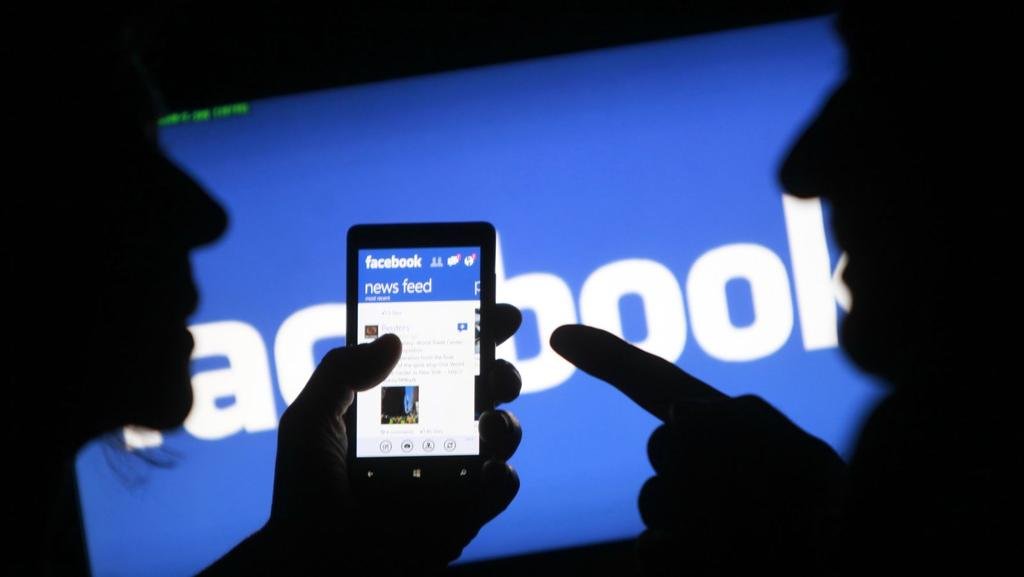 Facebook ahora hace más sencillo borrar los datos personales