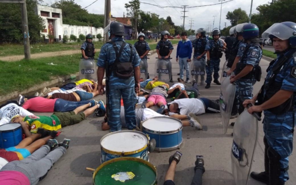 Más de treinta barras de Defensa y Justicia detenidos en la previa con River