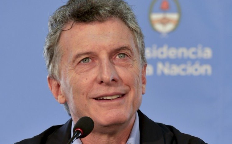 Macri recibirá mañana a familiares de caídos en Malvinas