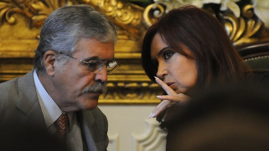 En un nueva escucha Cristina insulta a De Vido y critica su silencio por los bolsos de López