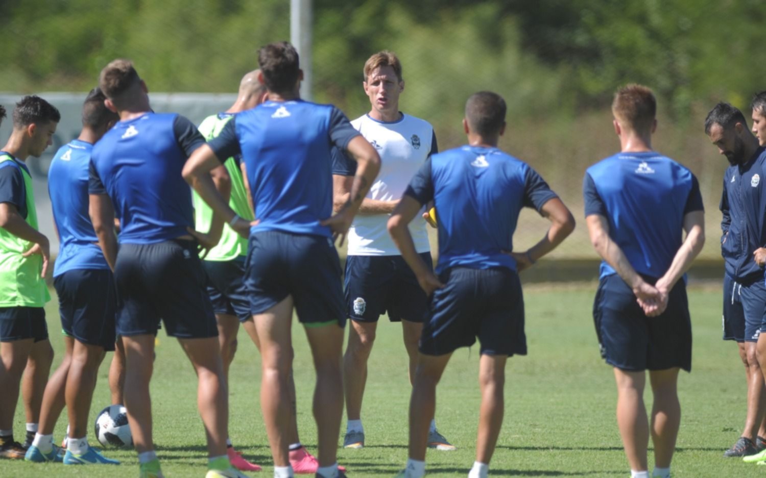 Comunicado del plantel de Gimnasia sobre el momento futbolístico