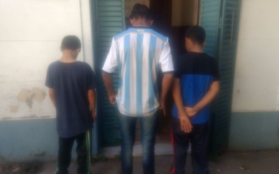 Demoran a tres menores que robaban en una pizzería de Villa Elisa