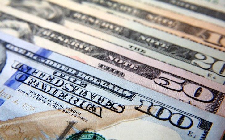 Con intervención del Central, el dólar minorista cerró a $20.49