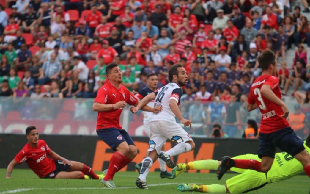 San Lorenzo venció a Independiente en Avellaneda