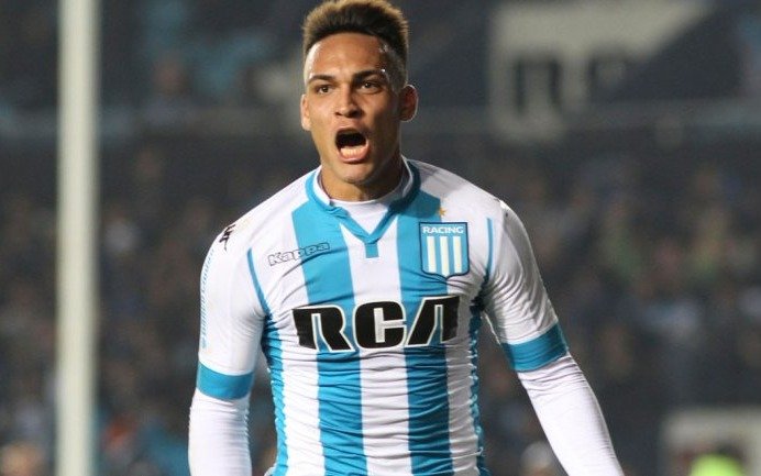 Racing piensa en un delantero de elite para reemplazar a Lautaro Martínez