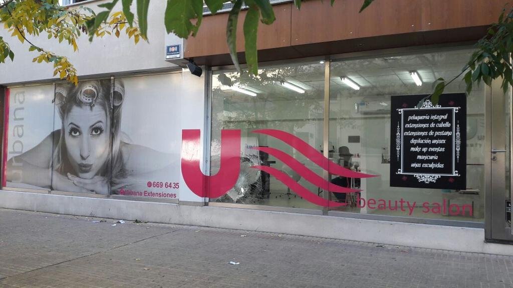 Delincuentes atacaron tres peluquerías del barrio Norte