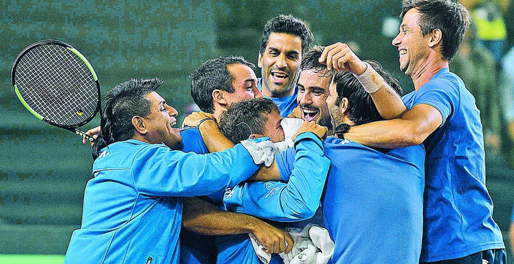 Argentina sufrió, pero eliminó a Chile y jugará el repechaje de la Copa Davis