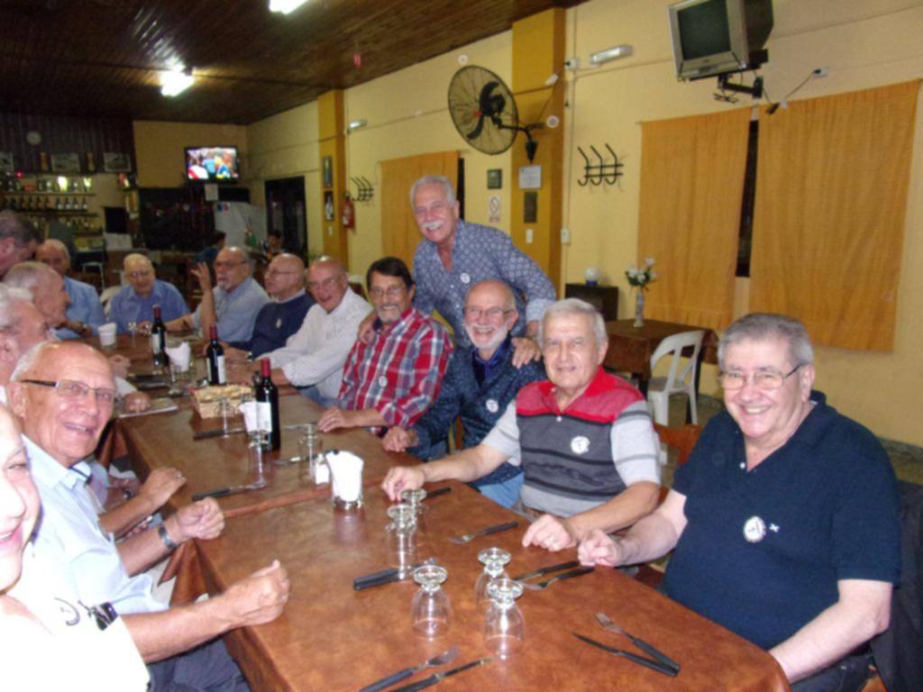 Cena de ex integrantes de la Acción Católica