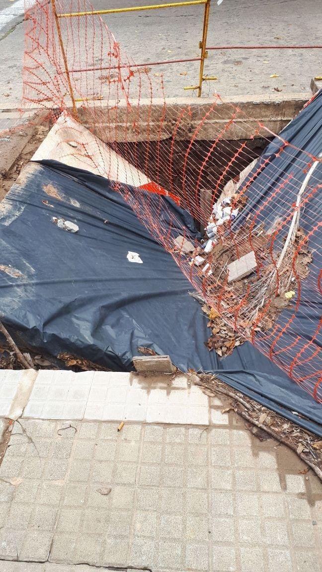 Vecinos de barrio Norte se quejan por un pozo en 5 y 37