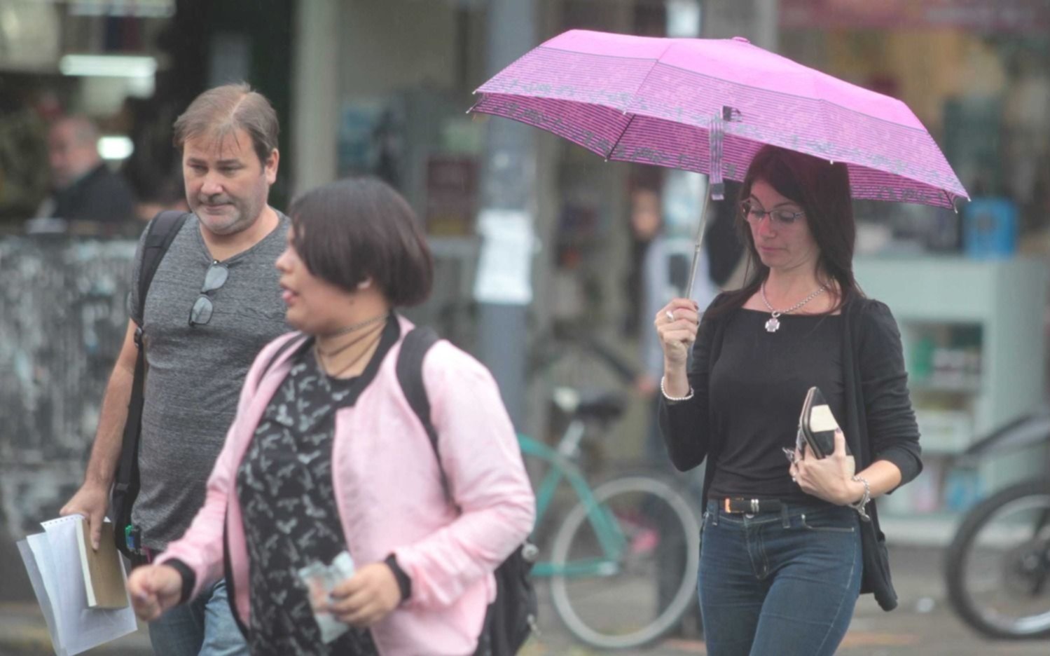 Lunes templado, pero ¿sigue la lluvia?