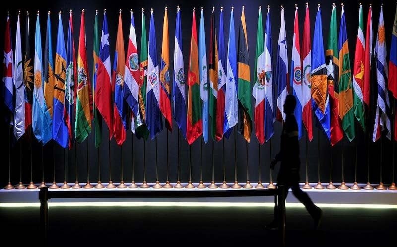Una encuesta señala que de cada 4 latinoamericanos, sólo uno confía en su Gobierno