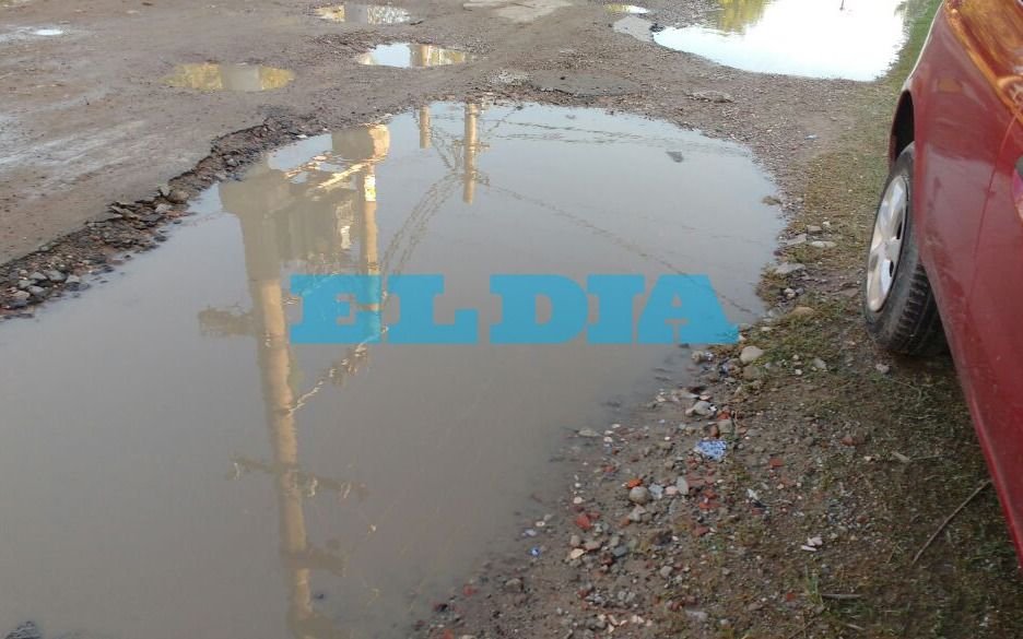 Vecinos de Berisso denuncian una calle en pésimas condiciones