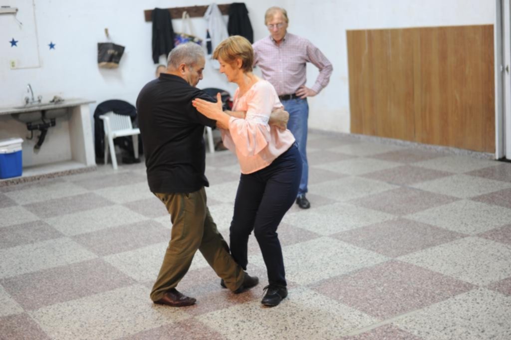 Los vecinos pudieron levantar un club que había tocado fondo: Estrella de  La Loma