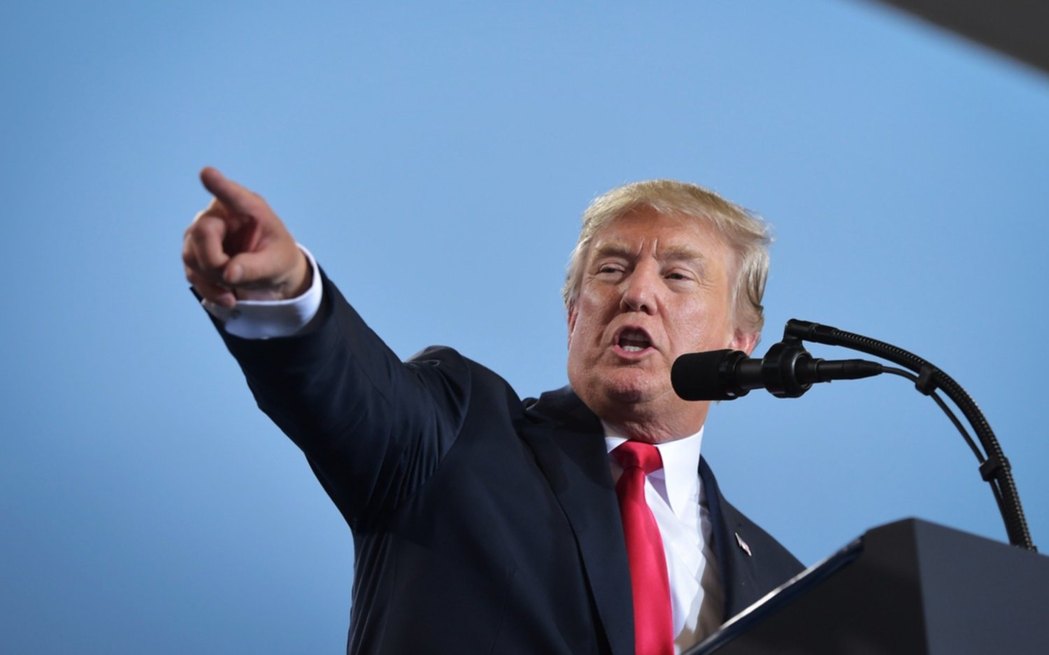 Trump cancela su primera gira oficial por América Latina