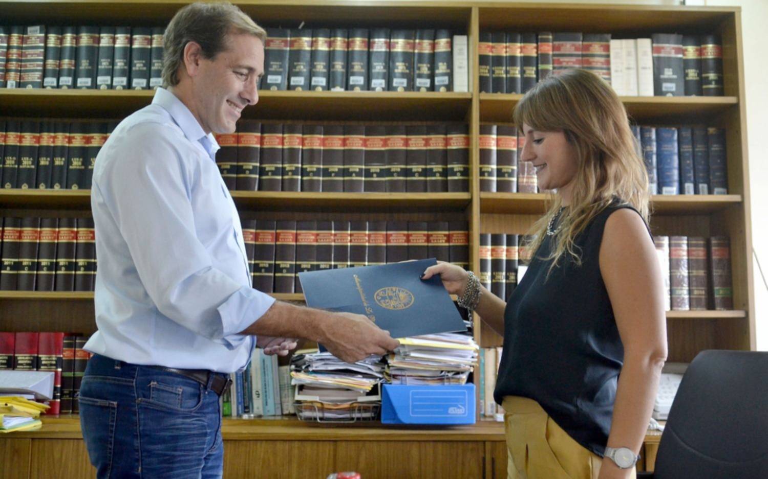 Garro, secretarios municipales y concejales presentaron sus declaraciones patrimoniales