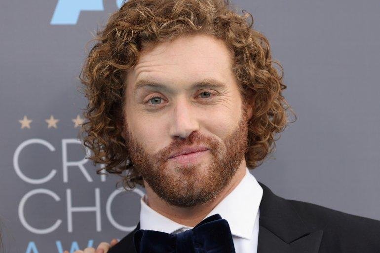 El actor TJ Miller puede ir preso por una amenaza de bomba