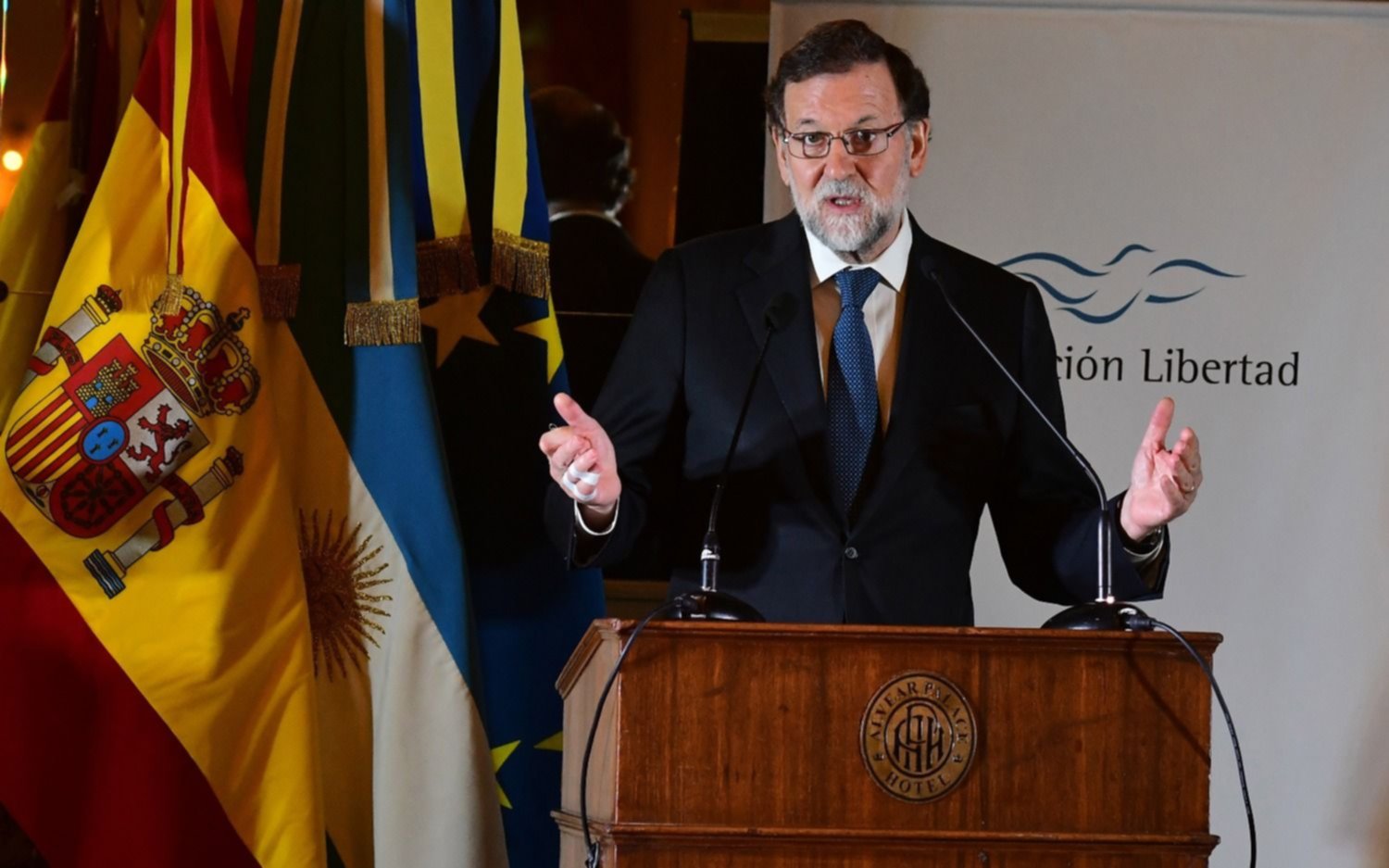 "Hasta pronto Argentina; tienen en España un socio leal y fiable", dijo Rajoy al dejar el país