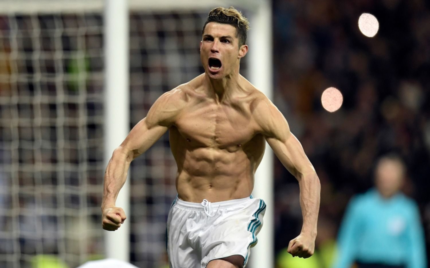 Con un penal polémico Cristiano selló el pase a semifinales del Madrid