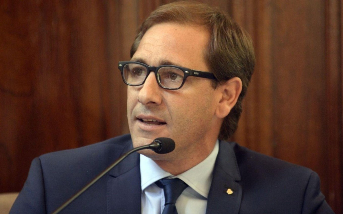 Garro destacó beneficios de la apertura comercial del aeropuerto de La Plata