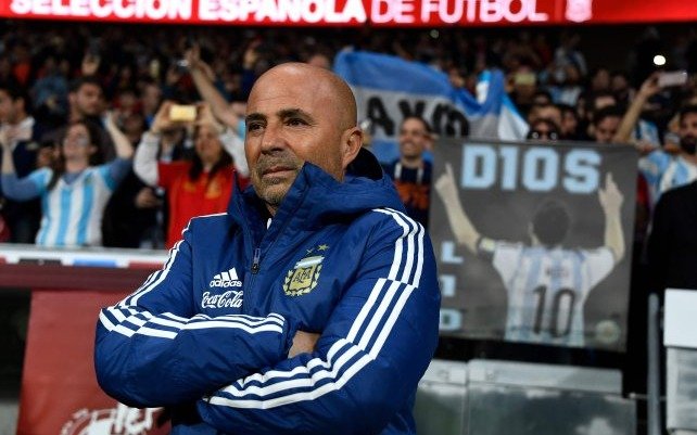 Sampaoli quiere hablar con Armani y otros futbolistas del torneo local