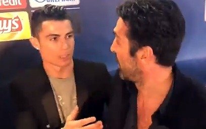 Tremendo momento: el abrazo de Ronaldo a Buffon pidiéndole perdón